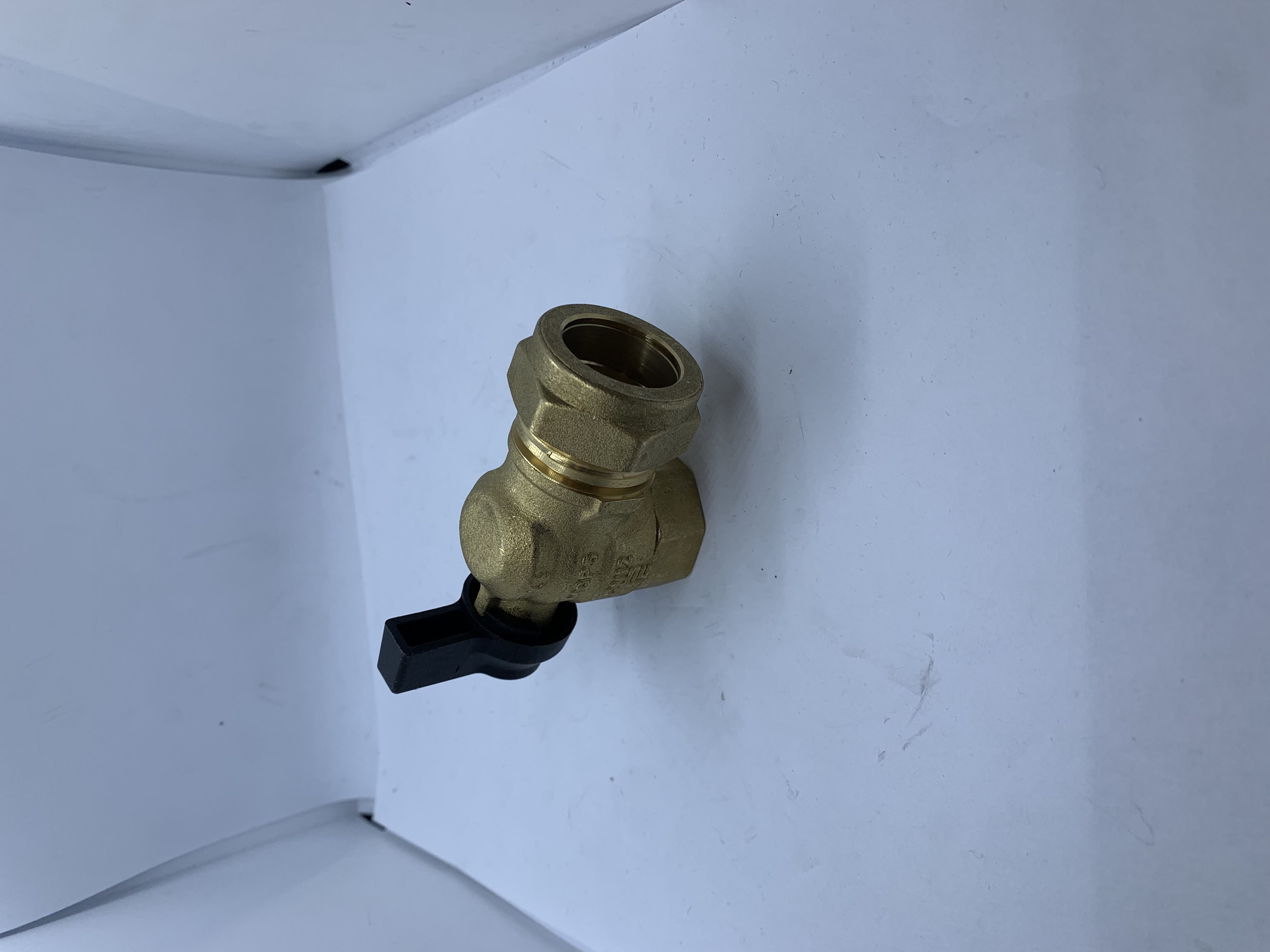 WATER RETURN SERVICE TAP- ARISTON & CHAFFOTEAUX