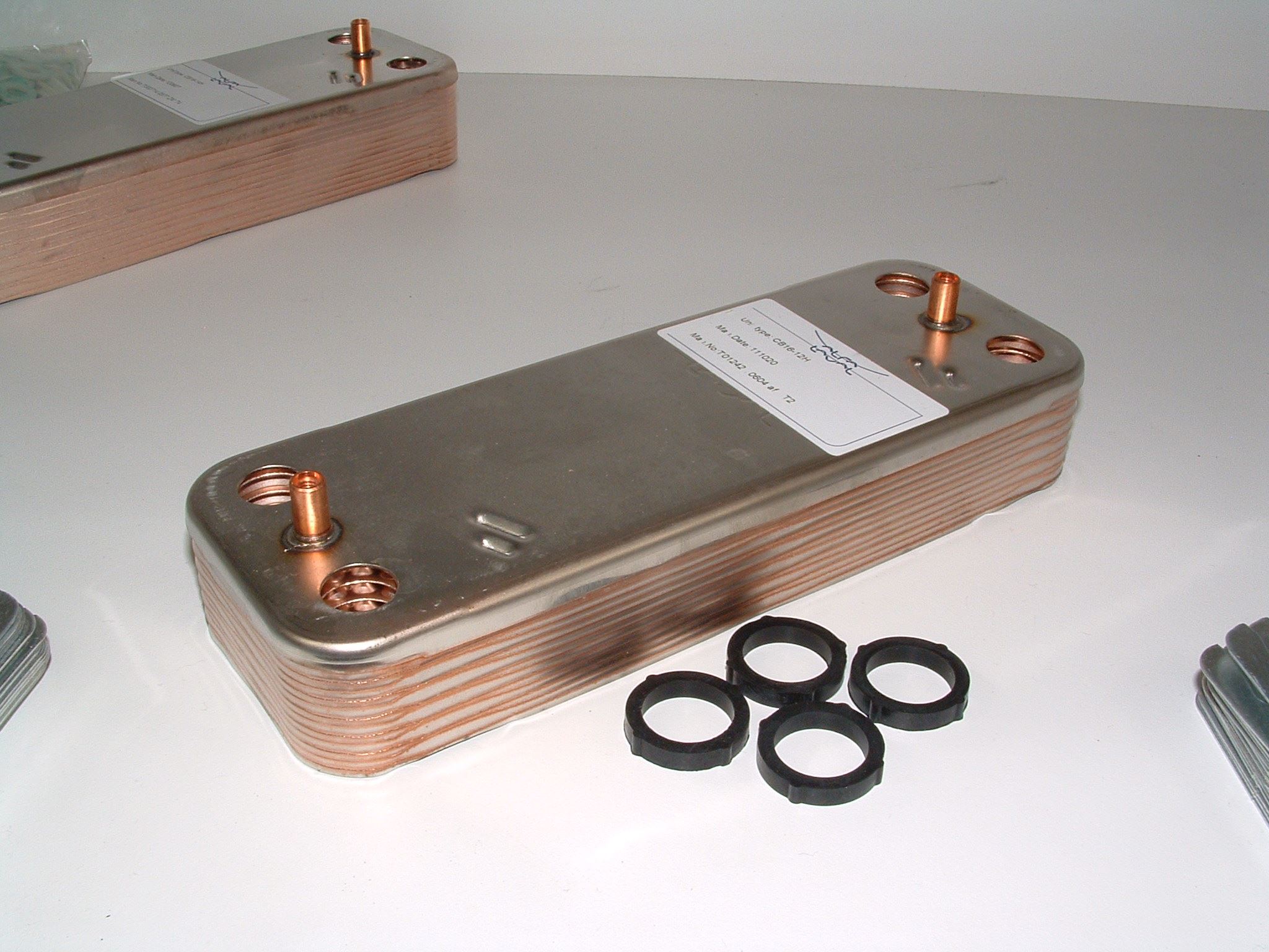Gloworm Heatline 0020061614 D001060234 - Heat Exchanger 12 Plate