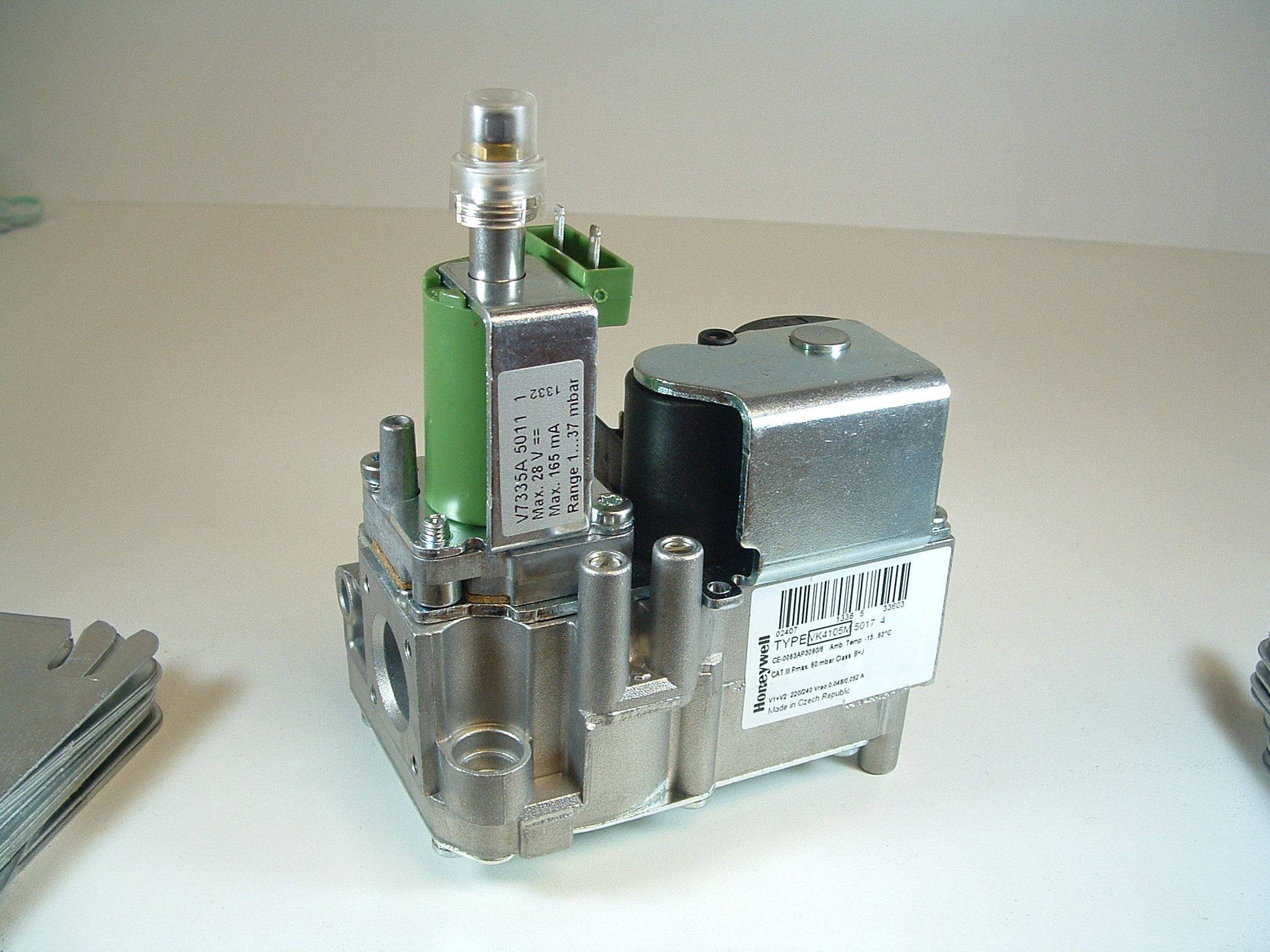 Gas Valve - Honeywell Gas Valve - Ravenheat  0008VAL06007/0