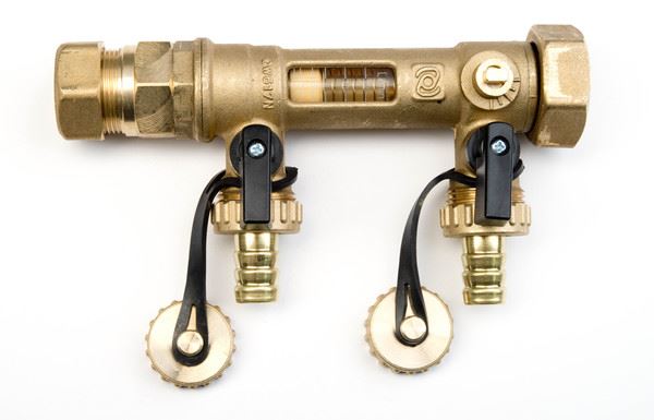 SOLAR 2-12ltr 22mm compression for copper pipe connection