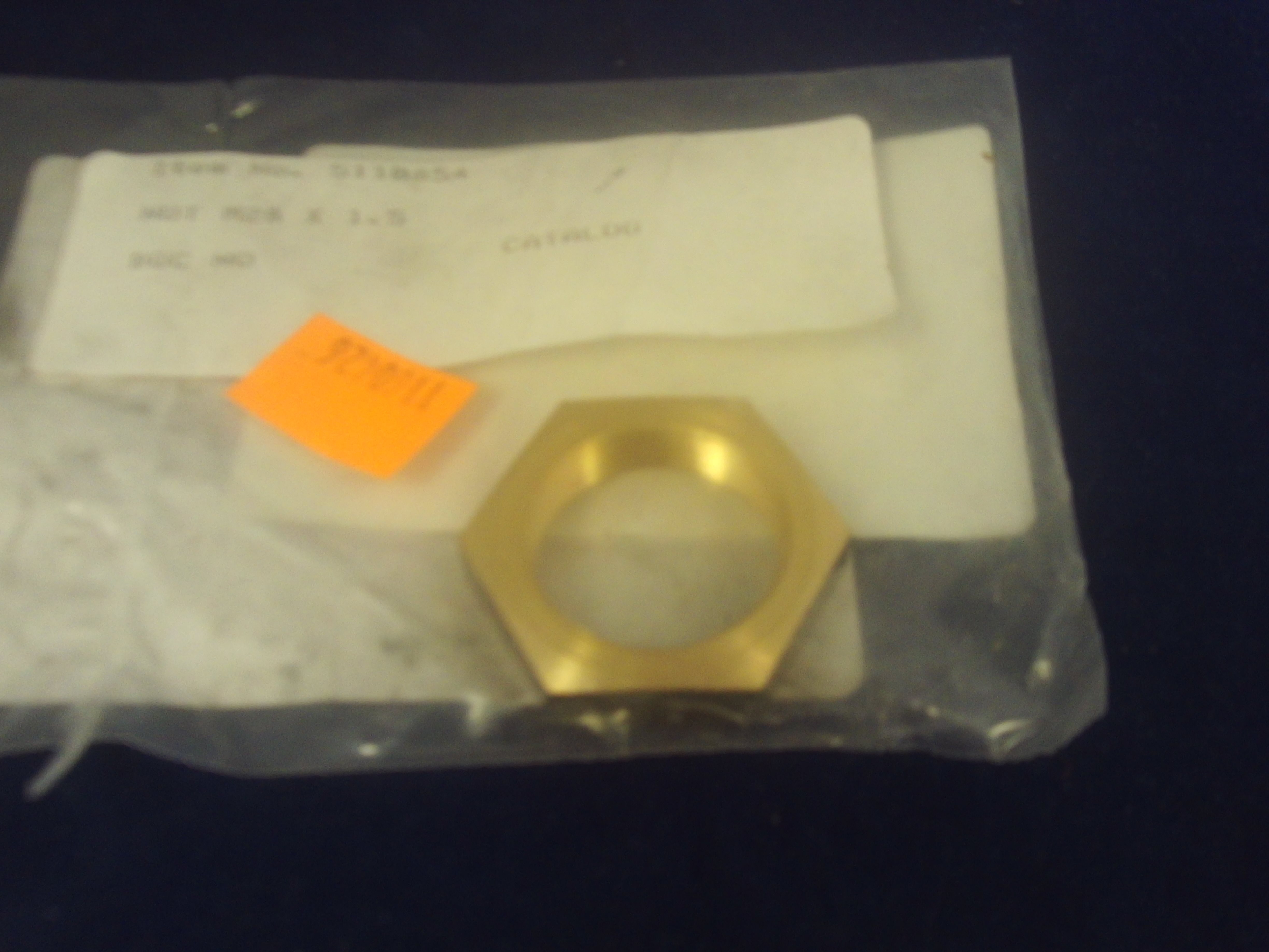 NUT M28 X 1.5